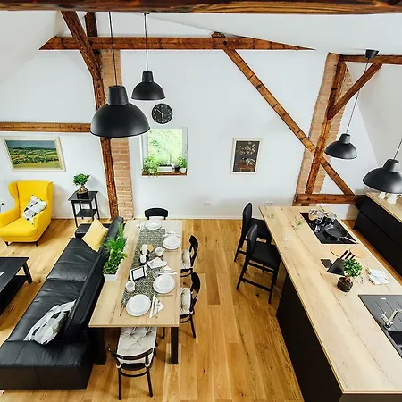 Loft V Historickom Centre 公寓 *